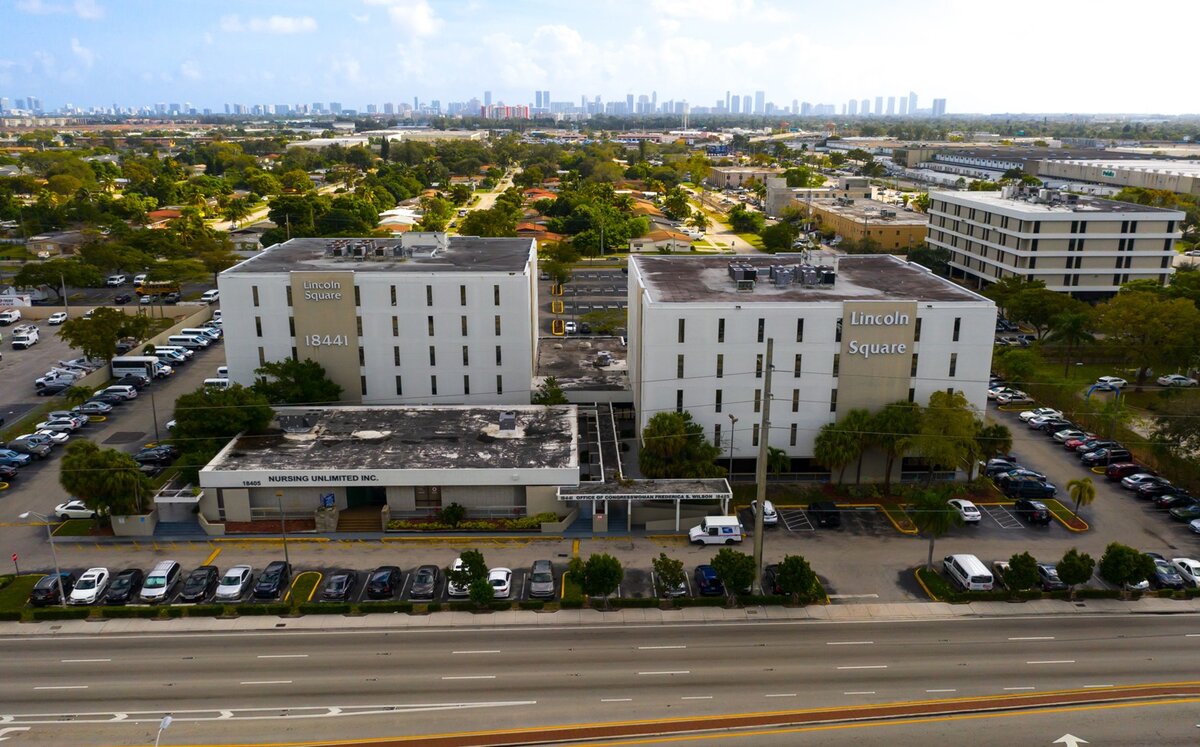 Lincoln Square Class B office property, Miami, Florida